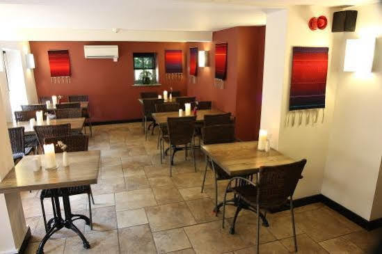 The Mitre Inn Нерсборо Экстерьер фото